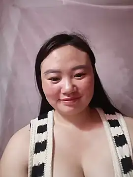 lisn-cute online show from May 22, 6:22 am