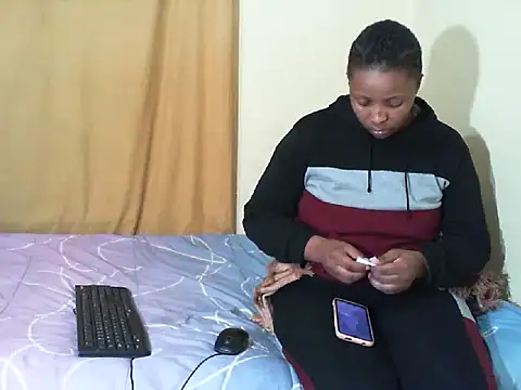 Caramel-Diva online show from May 23, 4:44 am