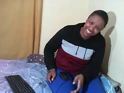 Caramel-Diva online show from May 15, 4:54 pm
