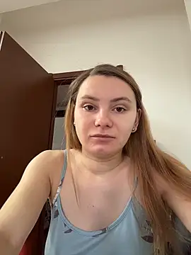 AlessiaandJay online show from April 22, 7:49 am