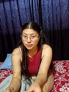 Snapshot of Monroe0303 chatting on March 18, 10:26 pm Monroe0303 online show from March 18, 10:26 pm