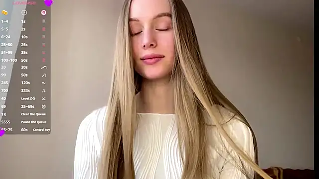 Viktoria Vibes online show from April 3, 3:10 pm