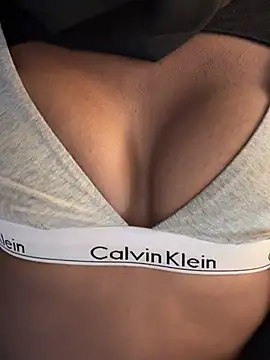 KiaraAmara online show from April 1, 6:16 pm