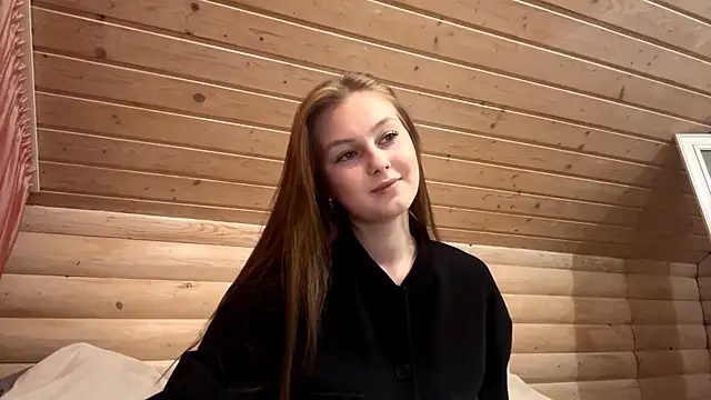 TessSamul online show from April 2, 7:11 pm