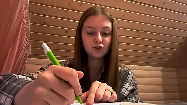 TessSamul online show from April 9, 8:14 pm