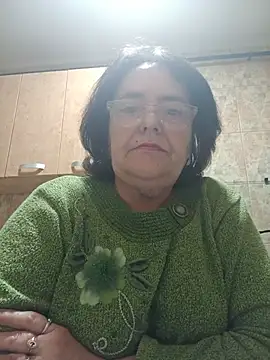 xMaryxAnne online show from May 13, 12:17 am