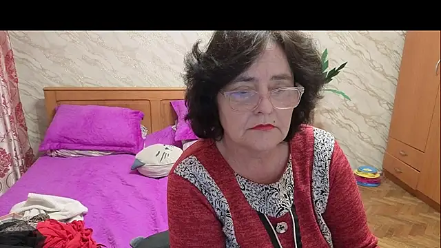 xMaryxAnne online show from April 30, 5:51 pm