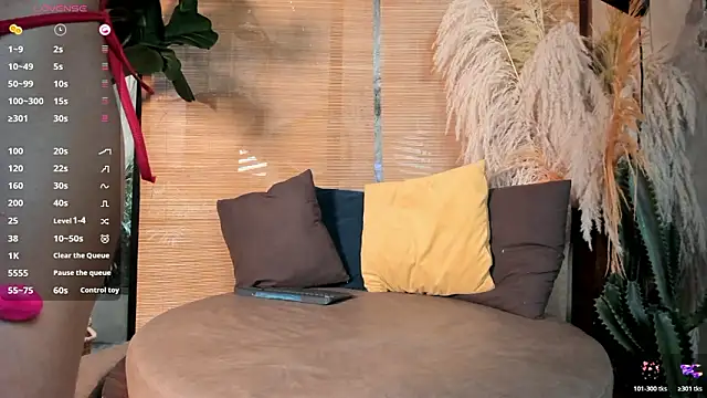 sophieBlair  online show from March 4, 7:20 pm