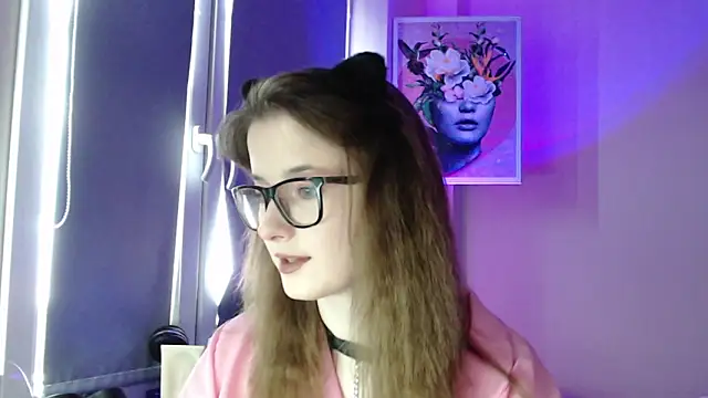LunaXcherry online show from May 20, 4:59 pm