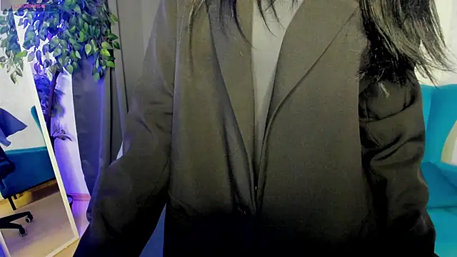 little  isabel online show from May 18, 1:37 am