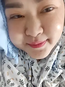 Kee-kimlee online show from May 12, 2:24 pm