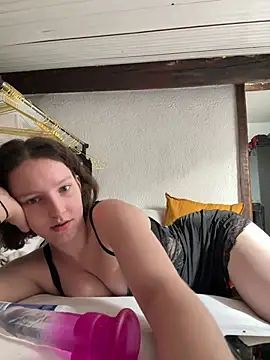 Mis-Elisa96 online show from May 31, 7:36 am