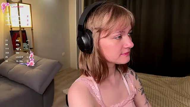 Mirrrra1 online show from May 16, 8:41 pm