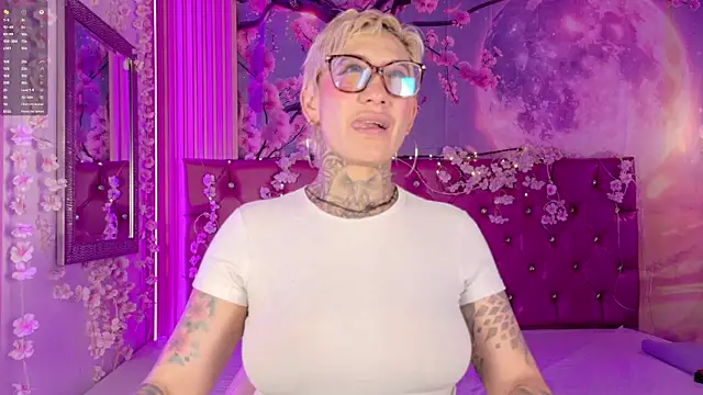 Everlyn sexx online show from May 7, 2:10 pm