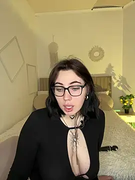 Kittycat meooow online show from April 8, 5:09 am