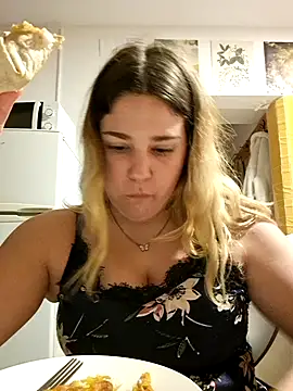 Dulcexpecado online show from March 1, 11:26 pm