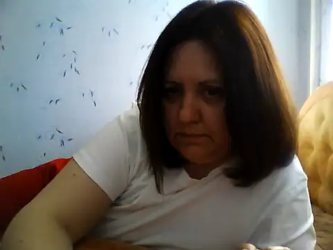 LockyCharm111 online show from May 7, 1:26 pm