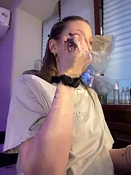 YourSweetArya online show from March 12, 3:04 pm