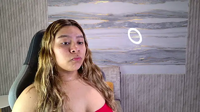 Sophie19   online show from May 19, 12:12 pm
