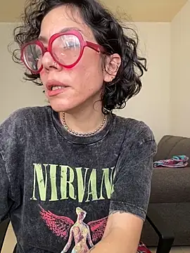 JeanneDuval8888 online show from May 18, 9:54 pm