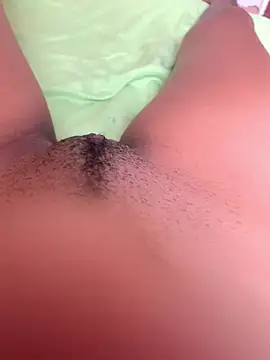 fogosapretona online show from May 4, 3:27 pm