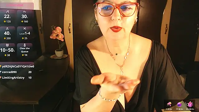 exiMIlf online show from May 9, 2:19 pm
