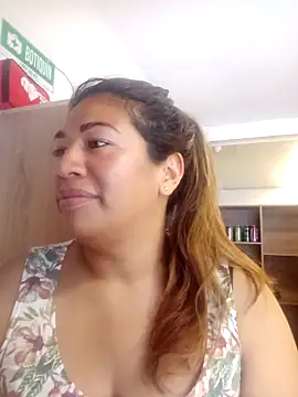 eva vidal  online show from May 21, 4:38 pm