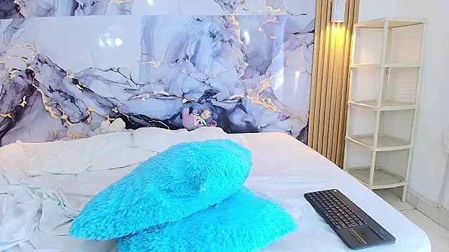 aixa 06 online show from March 28, 6:51 pm