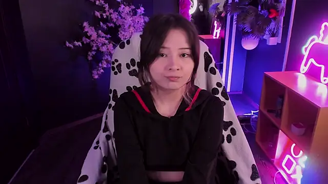 May Ling online show from May 24, 11:42 am