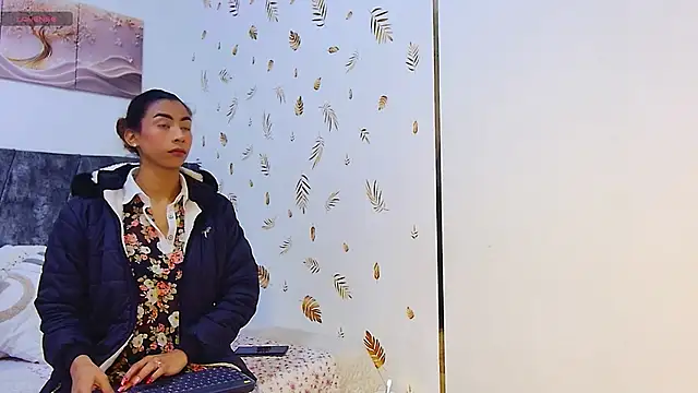 MelanyStone  online show from April 1, 1:23 pm