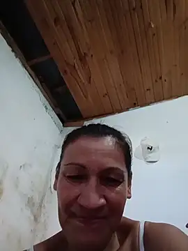 Layla Zaid online show from May 15, 3:48 pm