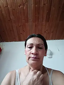 Layla Zaid online show from April 9, 12:32 pm