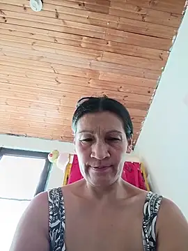 Layla Zaid online show from May 14, 3:40 pm
