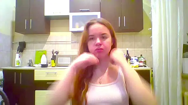 MariiCooper online show from February 17, 5:01 pm