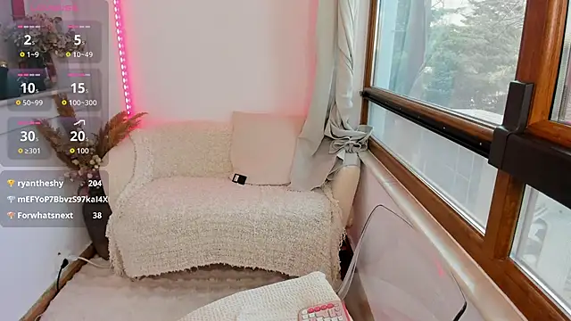 EvaK  online show from April 9, 6:19 am