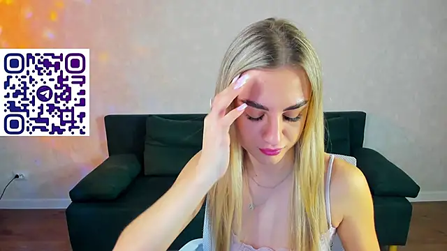 Silen Tori online show from May 21, 5:22 pm