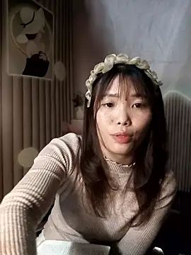 Girl-crazy1 online show from March 21, 8:19 am