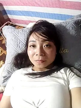 cute-shine online show from February 15, 11:31 am