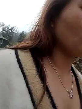 bany-lee online show from March 26, 11:50 pm