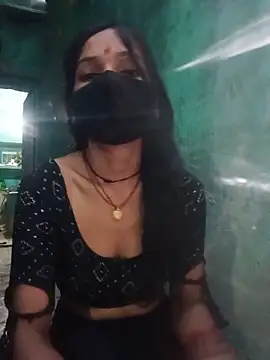 Desi Couple P online show from May 26, 12:10 am