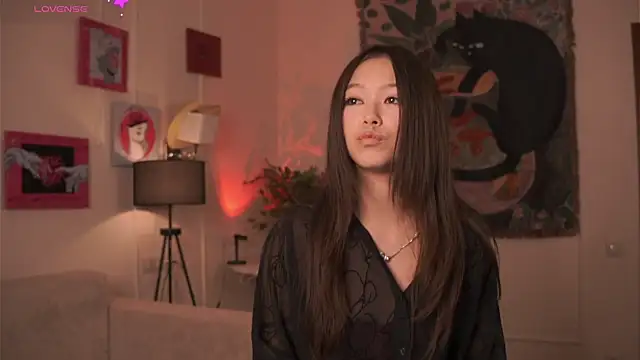 JanelBitther online show from June 25, 8:43 pm