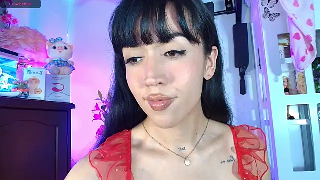 Yiyii online show from May 13, 8:58 pm