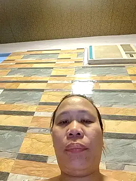 squirtshantal online show from May 7, 3:33 am
