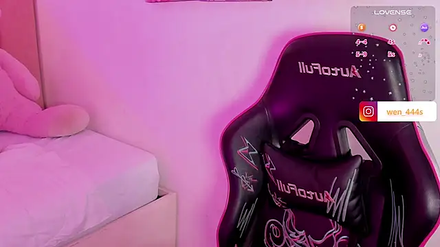 ween sheng  online show from April 1, 1:12 pm