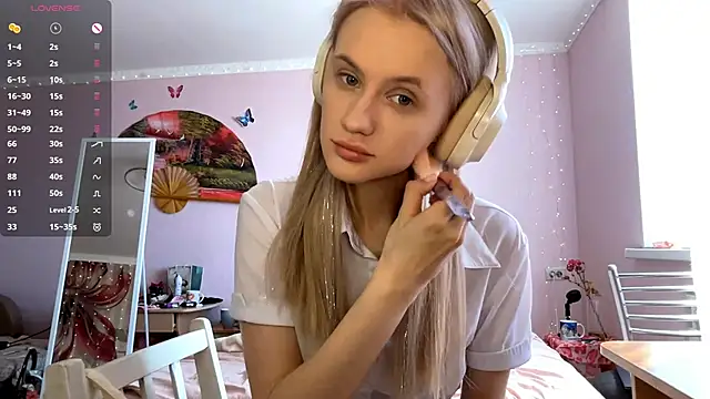 MelissaZaria online show from May 6, 6:28 am
