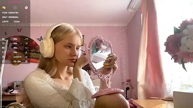 MelissaZaria online show from May 10, 6:48 am