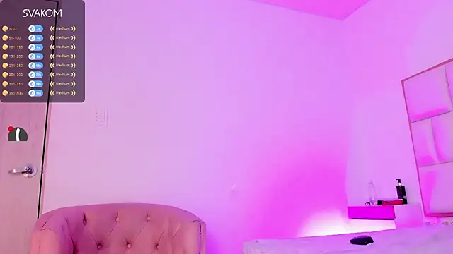 Violetta-foxx online show from May 1, 9:07 pm