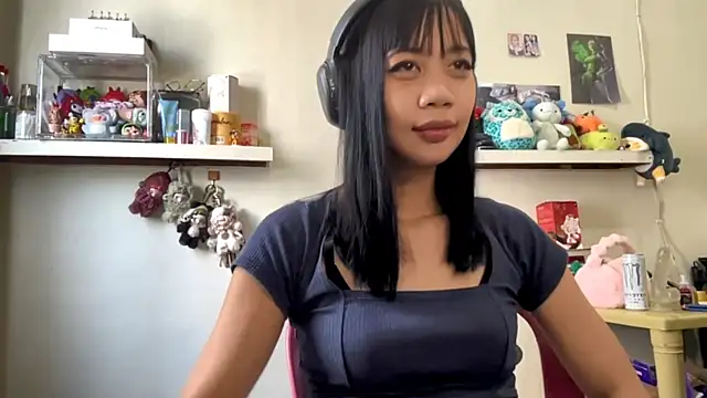 GloryKulikowski online show from February 26, 1:48 am