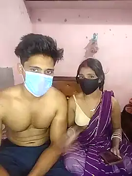 hot payal G online show from April 4, 6:40 pm