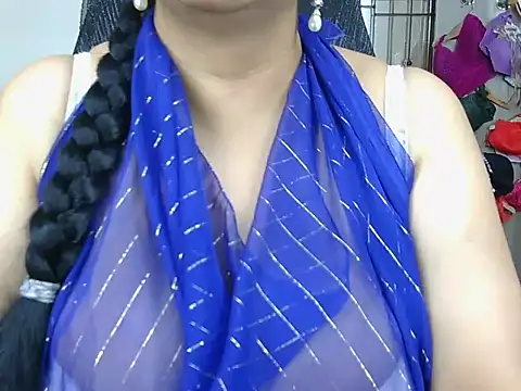 Hot Sonniyaa online show from May 21, 4:49 pm